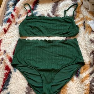 Green Aerie Scallop Two Piece set